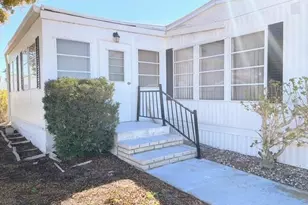 821 Turf, Venice, FL 34285 - Photo 3