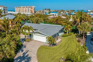 724 El Dorado Dr, Venice, FL 34285 - Photo 1