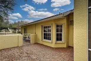 251 Vista Del Lago Way, Venice, FL 34292 - Photo 5