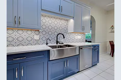 251 Vista Del Lago Way, Venice, FL 34292 - Photo 19