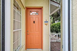 251 Vista Del Lago Way, Venice, FL 34292 - Photo 7