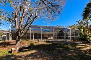 950 Oxford Dr, Englewood, FL 34223 - Photo 53