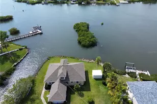 498 Buena Vista Dr, Nokomis, FL 34275 - Photo 1