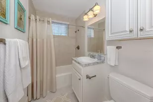 498 Buena Vista Dr, Nokomis, FL 34275 - Photo 13