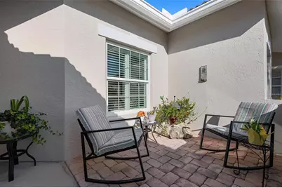 649 Back Nine Drive, Venice, FL 34285 - Photo 3