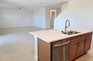 12888 Morning Mist Pl, Venice, FL 34293 - Photo 13