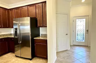 20248 Lagente Cir, Venice, FL 34293 - Photo 3