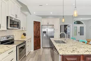 684 Sugarwood Trail, Venice, FL 34292 - Photo 19