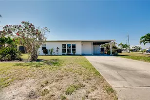 140 Poinsettia Cir NE, Port Charlotte, FL 33952 - Photo 35