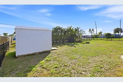 140 Poinsettia Circle NE, Port Charlotte, FL 33952 - Photo 31