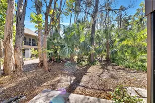 1697 Brookhouse Cir, Sarasota, FL 34231 - Photo 29