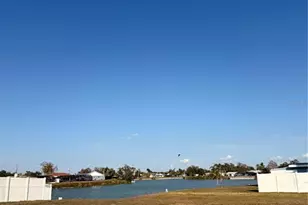 303 Shamrock Blvd, Venice, FL 34293 - Photo 1