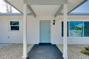 170 Mockingbird Ln, Englewood, FL 34223 - Photo 9