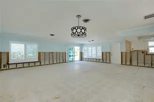 170 Mockingbird Ln, Englewood, FL 34223 - Photo 15