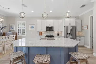 10399 Medjool Drive, Venice, FL 34293 - Photo 15