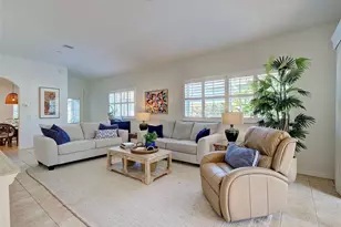 209 Reclinata Cir, Venice, FL 34292 - Photo 9