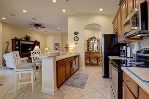 2542 Cortenova Ct, Venice, FL 34292 - Photo 13