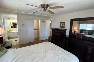 828 Trento, Venice, FL 34285 - Photo 31