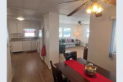 828 Trento, Venice, FL 34285 - Photo 15