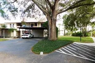 375 3 Lakes Ln, Venice, FL 34285 - Photo 3