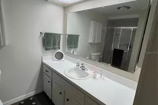 837 Jolanda Cir, Venice, FL 34285 - Photo 37