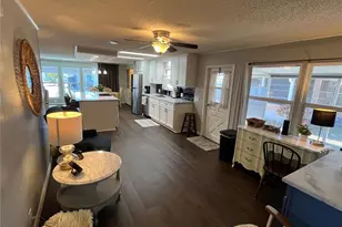 837 Jolanda Cir, Venice, FL 34285 - Photo 11