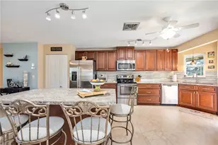 1940 Greenlawn Dr, Englewood, FL 34223 - Photo 19