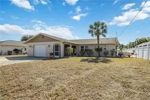 1940 Greenlawn Dr, Englewood, FL 34223 - Photo 3