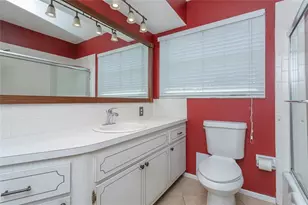 517 Mt Vernon Dr, Venice, FL 34293 - Photo 13