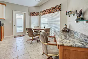 201 King Palm Ct, Venice, FL 34292 - Photo 17