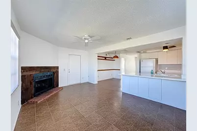 637 Michigan Drive N, Venice, FL 34293 - Photo 7