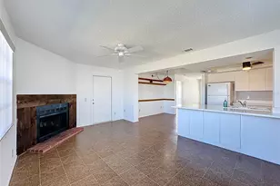 637 Michigan Dr N, Venice, FL 34293 - Photo 7