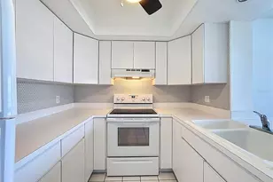 637 Michigan Dr N, Venice, FL 34293 - Photo 11