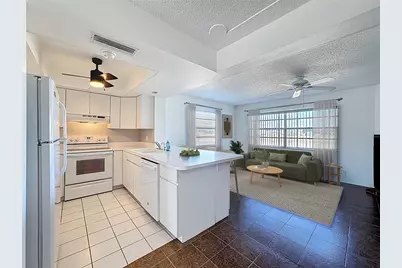 637 Michigan Drive N, Venice, FL 34293 - Photo 15