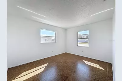 637 Michigan Drive N, Venice, FL 34293 - Photo 19