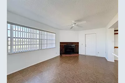 637 Michigan Drive N, Venice, FL 34293 - Photo 19