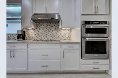 13359 Pacchio Street, Venice, FL 34293 - Photo 17