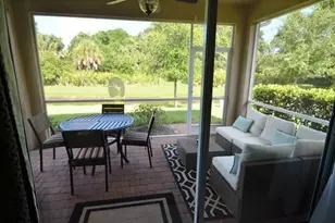 9306 Coachman Dr, Venice, FL 34293 - Photo 7