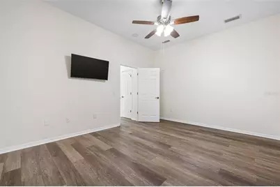 422 Wincanton Place, Venice, FL 34293 - Photo 35