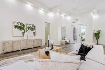 422 Wincanton Place, Venice, FL 34293 - Photo 9