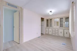 791 Gloriosa Dr, Venice, FL 34293 - Photo 9