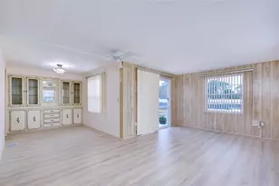 791 Gloriosa Dr, Venice, FL 34293 - Photo 7