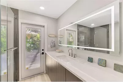 5303 Hidden Harbor Road, Sarasota, FL 34242 - Photo 31