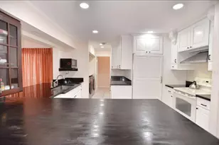 3635 Avanti Cir, North Port, FL 34287 - Photo 9