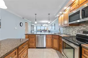 5790 Midnight Pass Rd, Sarasota, FL 34242 - Photo 11