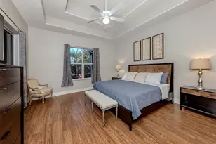 111 Wayforest Dr, Venice, FL 34292 - Photo 15