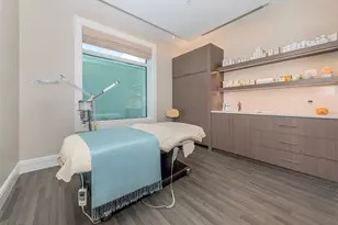 111 Wayforest Dr, Venice, FL 34292 - Photo 45