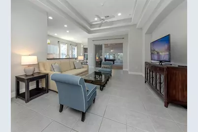 111 Wayforest Drive, Venice, FL 34292 - Photo 3