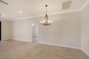 20168 Pezzana Dr, Venice, FL 34292 - Photo 3