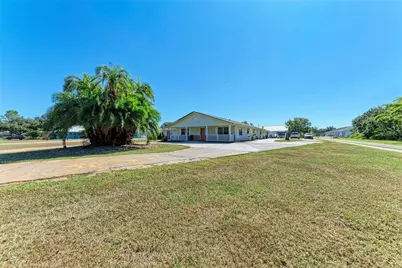 1499 17th Street W, Palmetto, FL 34221 - Photo 5